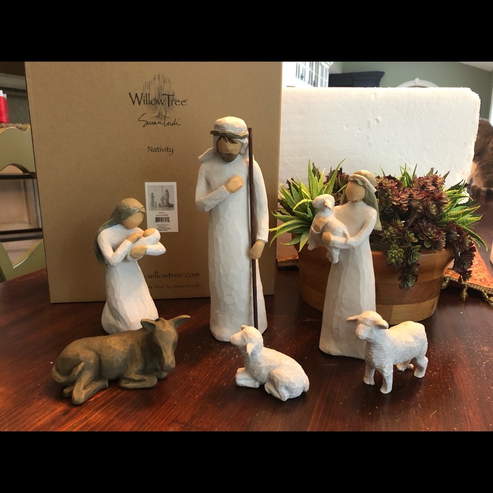 Willow Tree Nativity set in perfect condition!